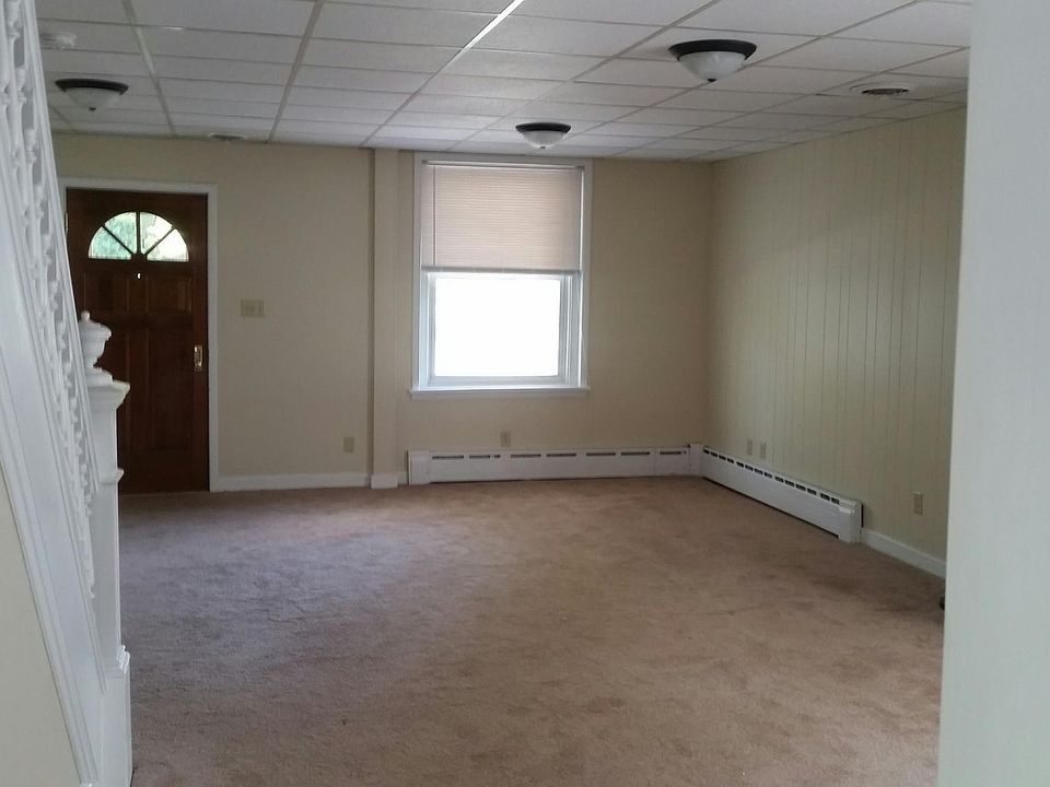 2nd image of 1308 Spring St