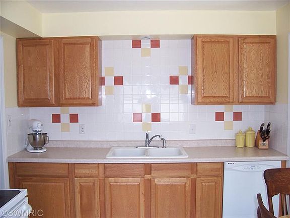 2nd image of 5418 Keyes Dr