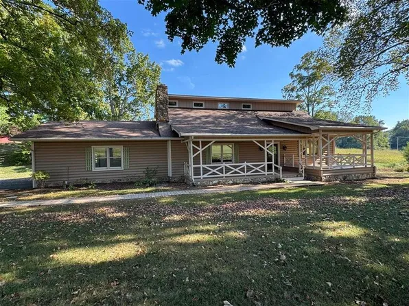 2294 Old Gallatin Rd, Scottsville, KY 42164