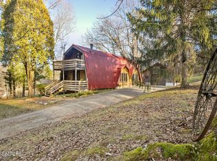 196 Waverly Cir, Corryton, TN 37721