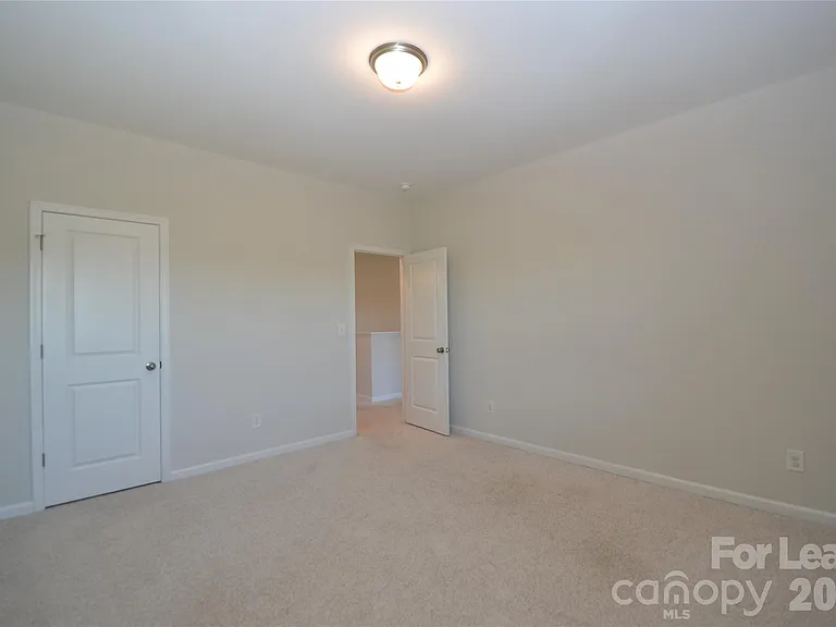 13014 Aberdeen Park Dr — Photo 32
