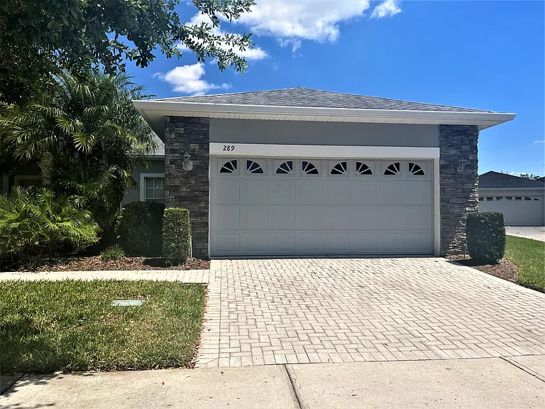 289 Falling Water Dr — Photo 4