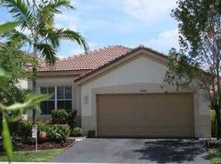 1944 Aspen Ln, Weston, FL 33327