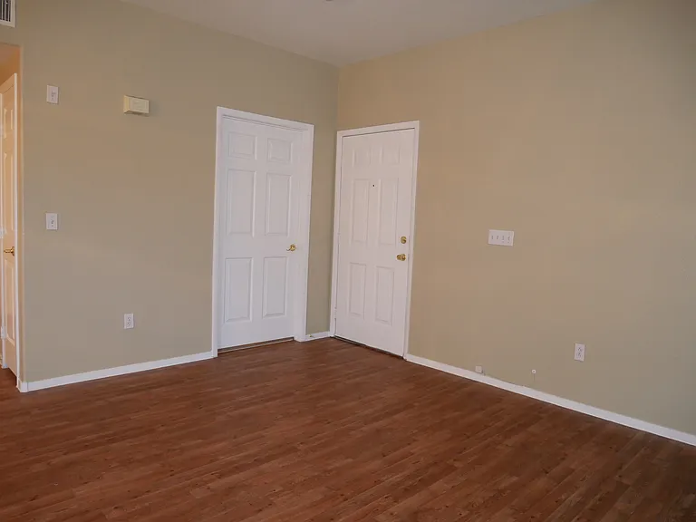 9303 Gilcrease Ave #1172 — Photo 11