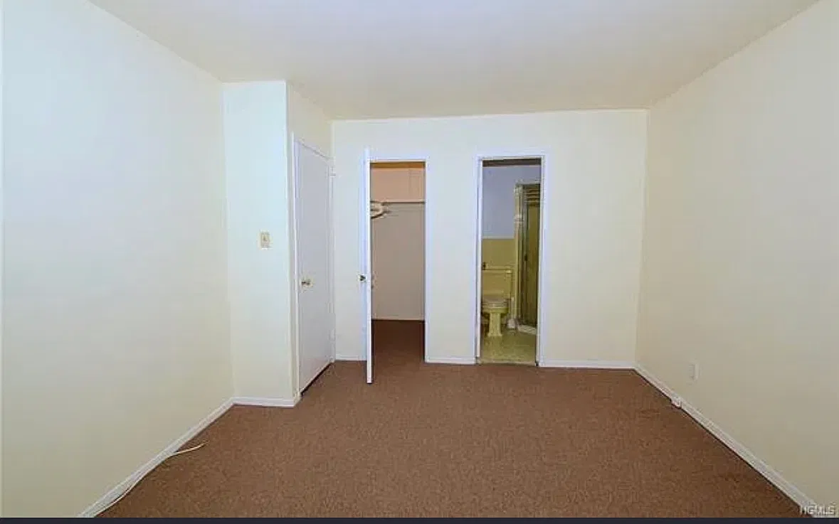 3 bed, 1200 sqft, $3,200 — Photo 3