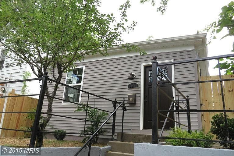 Exterior (Front)