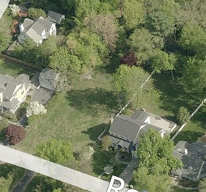 2nd image of 6013 Roseland Dr