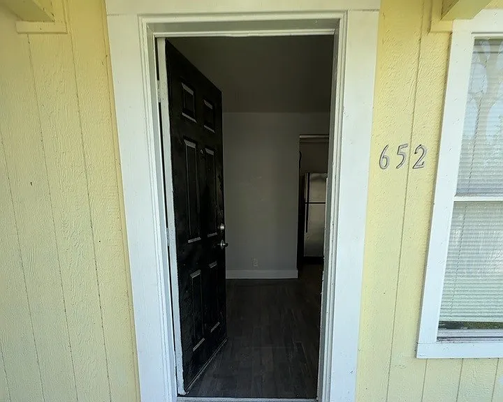 652 Riverside Dr #1 — Photo 7