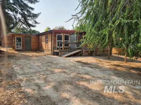3855 S McGuire St, Meridian, ID 83642