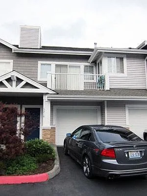 5218 238th Ln SE Photo 1