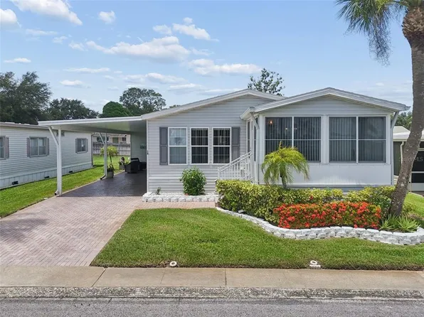 18 Mountain Laurel Dr, Palm Harbor, FL 34684