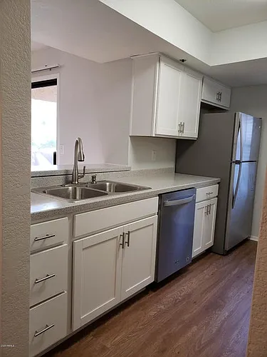 7510 E Thomas Rd #225 Photo 1