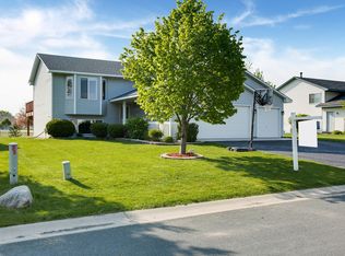 1072 Meadow St, Cologne, MN 55322