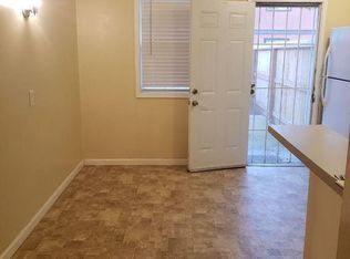 2562 N Maroa Ave APT A, Fresno, CA 93704