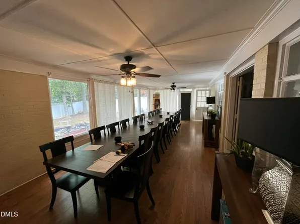 523 Wildwood Ln, Burlington, NC 27215