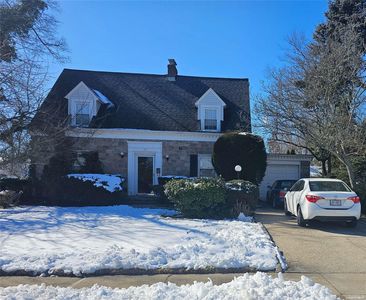 151 New York Avenue, Freeport, NY, 11520