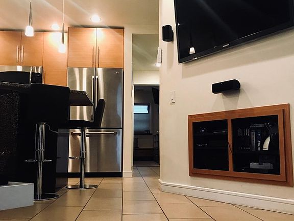 5th image of 1801 Daly St Floor 2