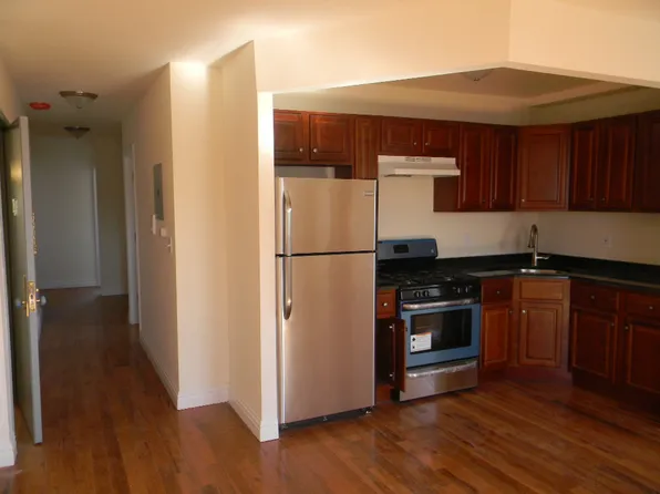 3410 Wickham Ave #1, Bronx, NY 10469