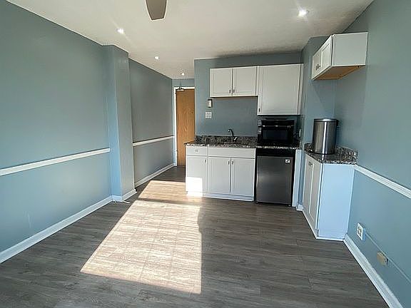 3rd image of 11850 Edgewater Dr #1111A