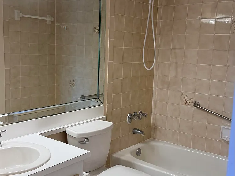 813 Sky Pine Way #F2 — Photo 6