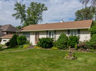 4N126 Lombard Rd, Addison, IL 60101