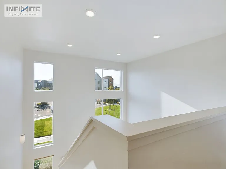 3864 Blondie St — Photo 9