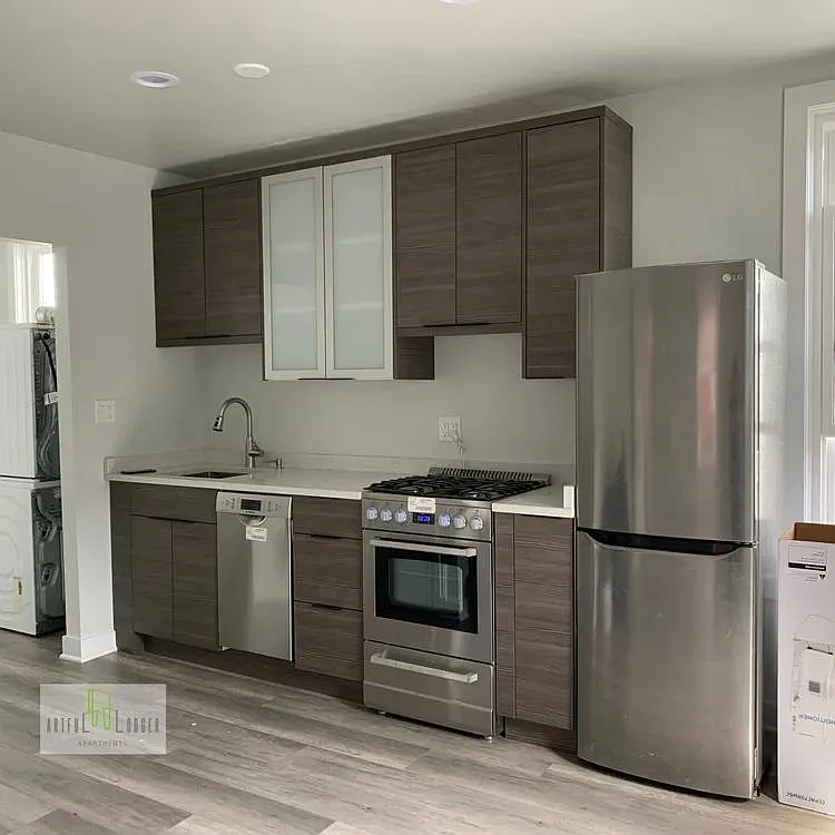 419 W Eugenie St, Unit 2F — Photo 3