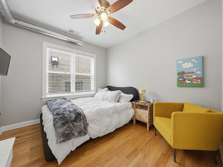 5302 N Winthrop Ave #4 — Photo 20