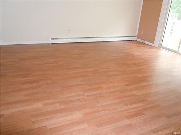 4th image of 158 Coolidge St