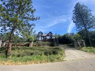 17396 Meadow View Dr, Hidden Valley Lake, CA