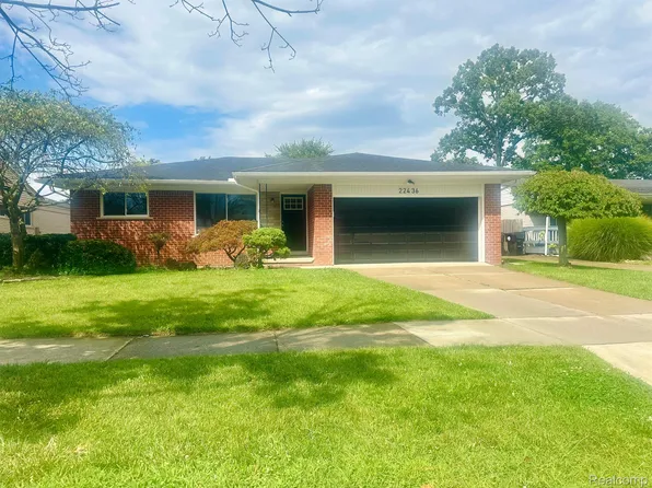 22436 Cranbrook St, Woodhaven, MI 48183