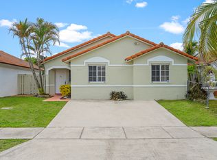 14364 SW 176th Ter, Miami, FL 33177