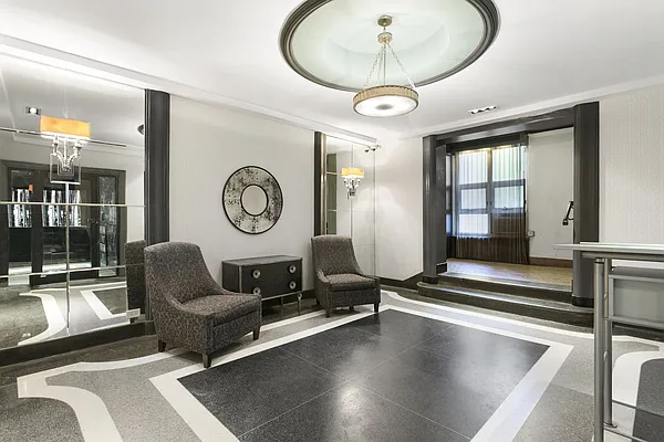 Rented by Metropolitan Equities | media 15