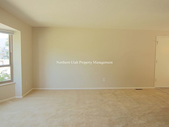 4 Front Room View 2_08232019