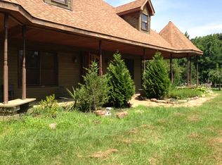 1436 Riales Rd, Como, MS 38619