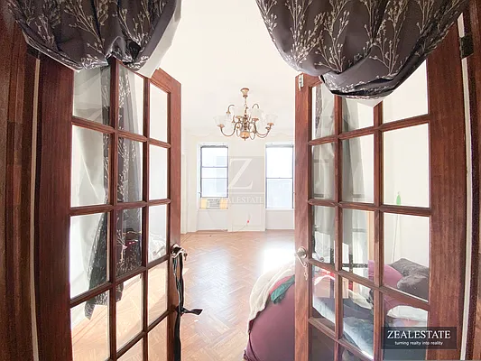 Rented by ZealEstate Group Inc | media 21