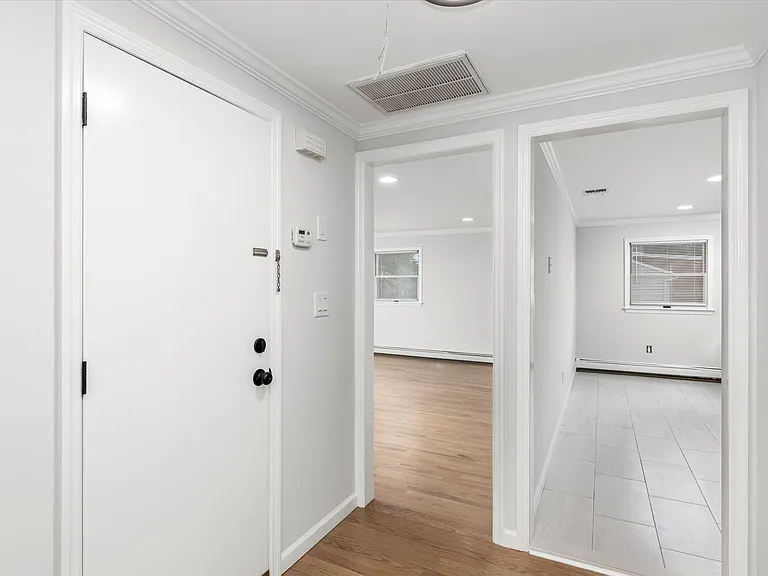 4 Coppola St #2 — Photo 5