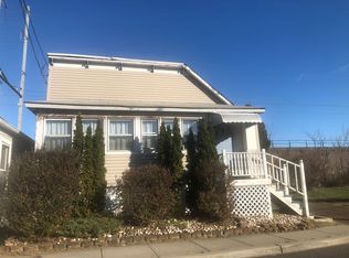 328 Fulton St, Woodbridge, NJ 07095