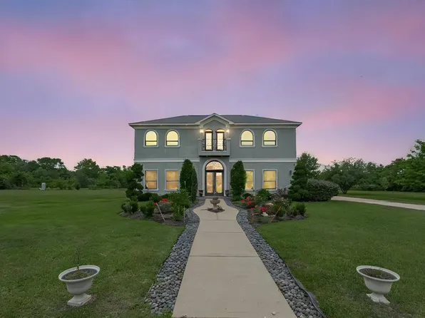 2602 Avenue L, Santa Fe, TX 77510