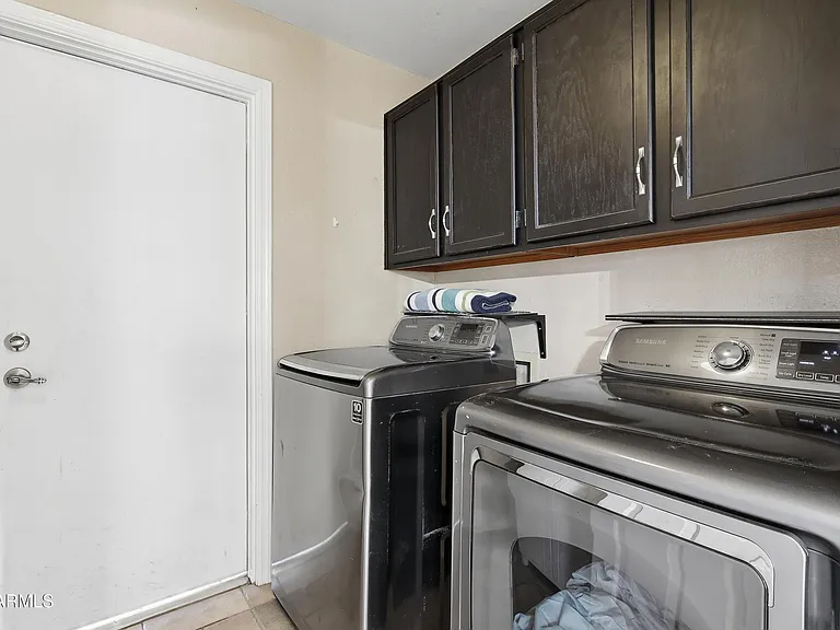 8875 S Ash Ave — Photo 11