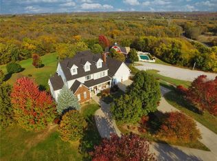 22520 M Hwy, Weston, MO 64098