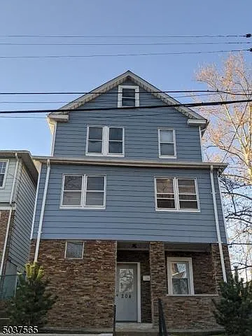 204 Baltimore Ave #1