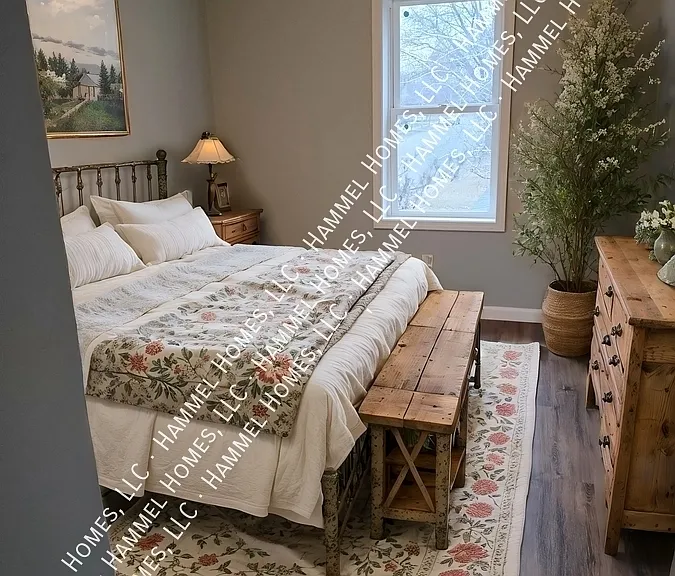 627 E 2nd St S #3 — Photo 4