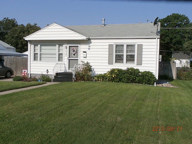 1st image of 1716 N Huston Ave
