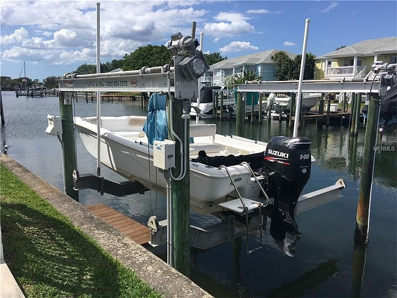 1st image of 4927 Cobia Dr SE