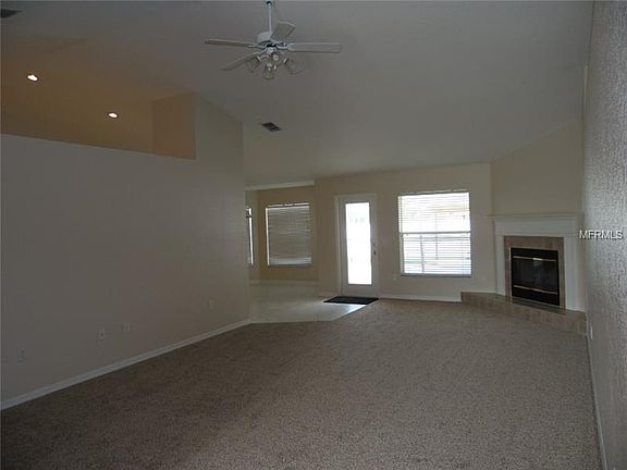 5th image of 6768 Ashbury Dr