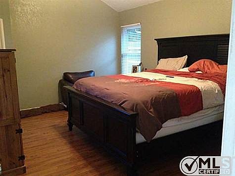 2nd image of 708 Sunrise Ct