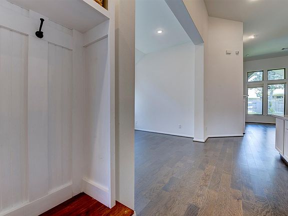 5th image of 32311 Noble Creek Dr