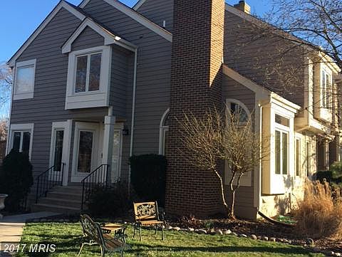 2nd image of 1050 Trevino Ln