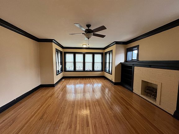 3rd image of 1-1758 W Garfield Blvd